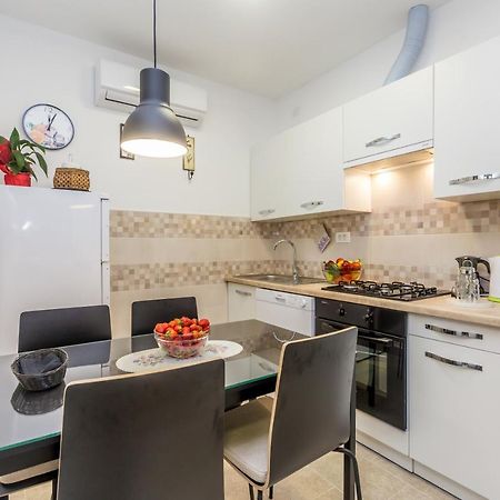 غييكا Kozala Apartment المظهر الخارجي الصورة